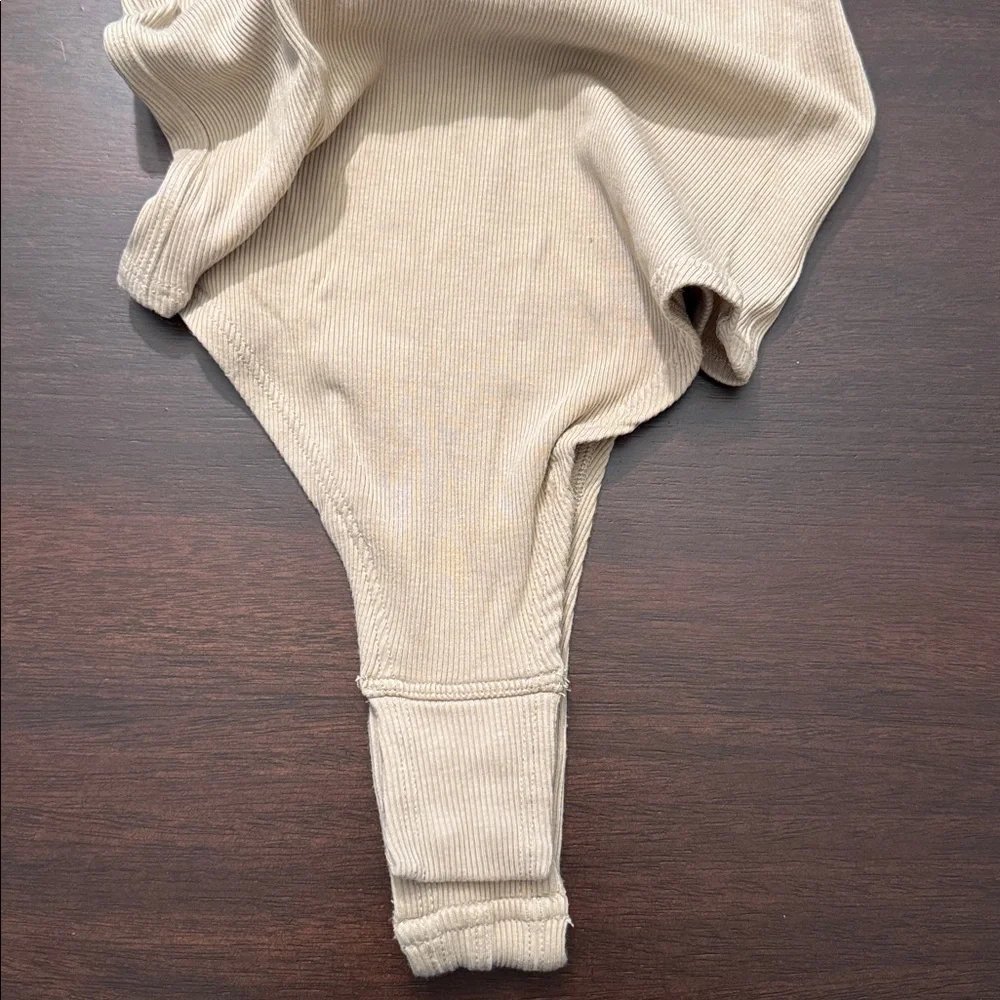 LULULEMON Tan Ribbed Bodysuit 4/XS